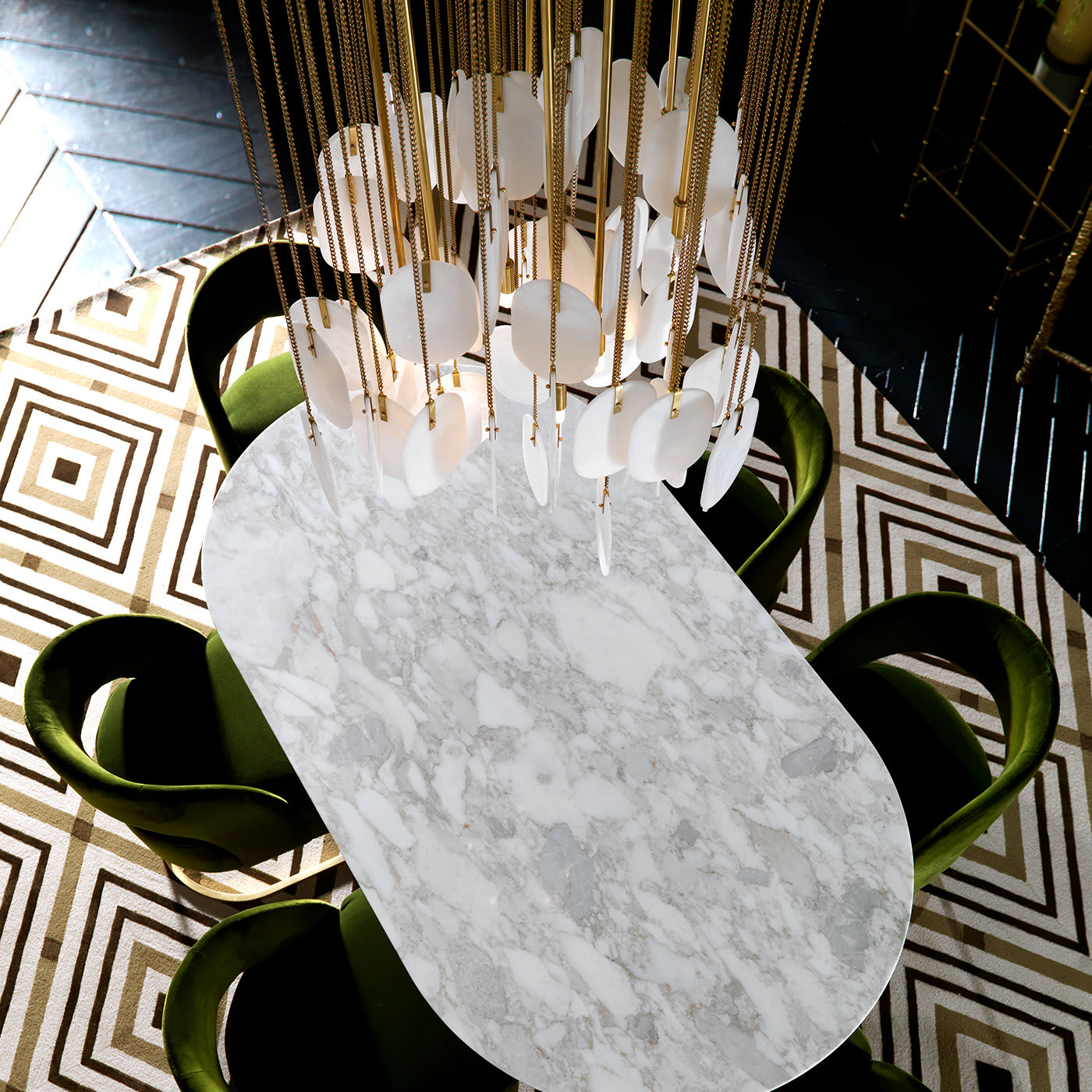 Nivivira Alabaster Chandelier