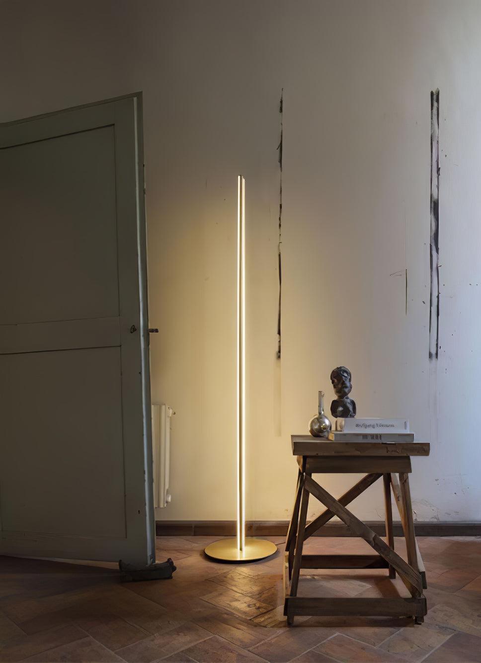 Zesoril Modern Aluminum Table Lamp