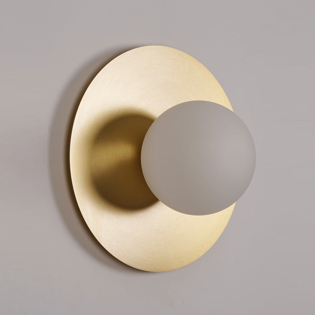Haze Round Glass Wall Lamp