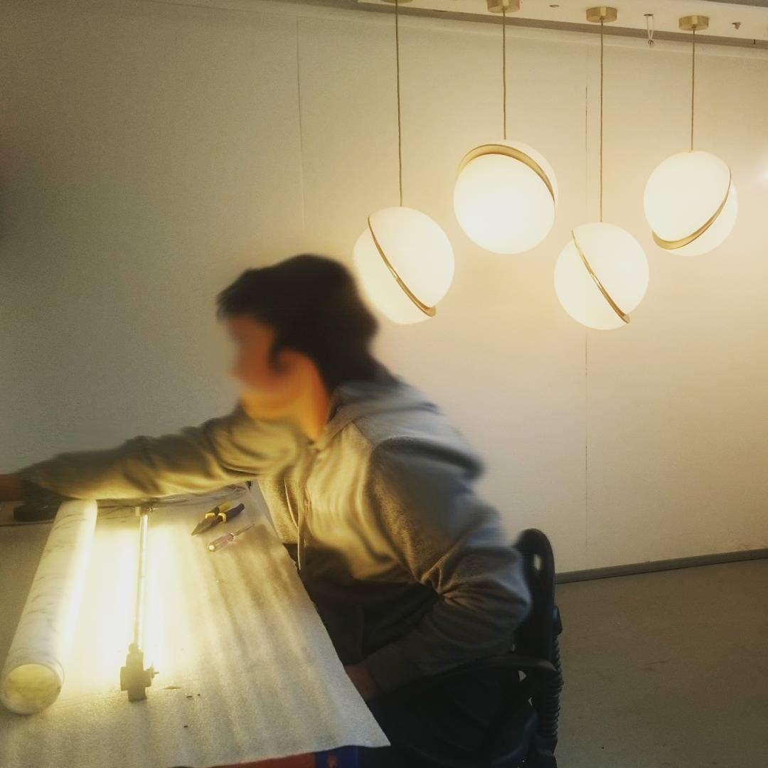 Cavira Pendant Minimalistic Glass Lamp