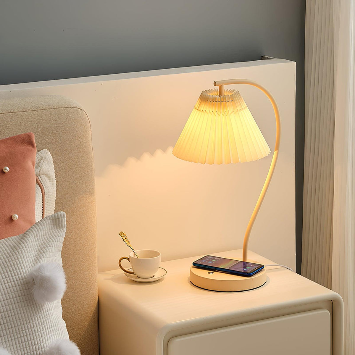 Evlaeus Minimalist Wood Desk Lamp