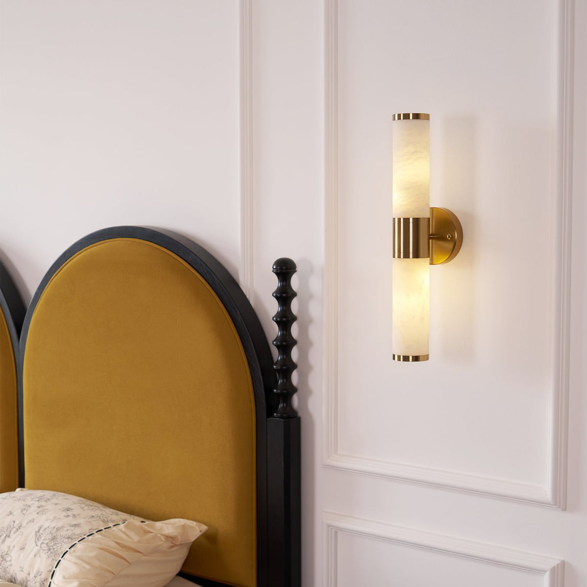 Tira Minimalist Alabaster Wall Lamp