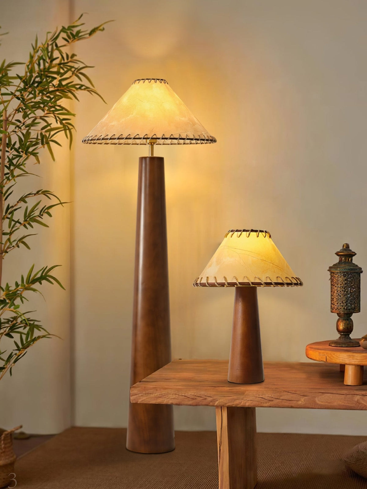 Syleelia Wooden Column Floor Lamp