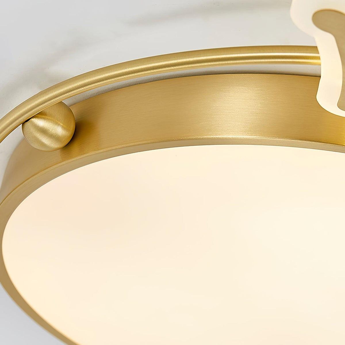 Aloror Classic Art Crown Ceiling Light