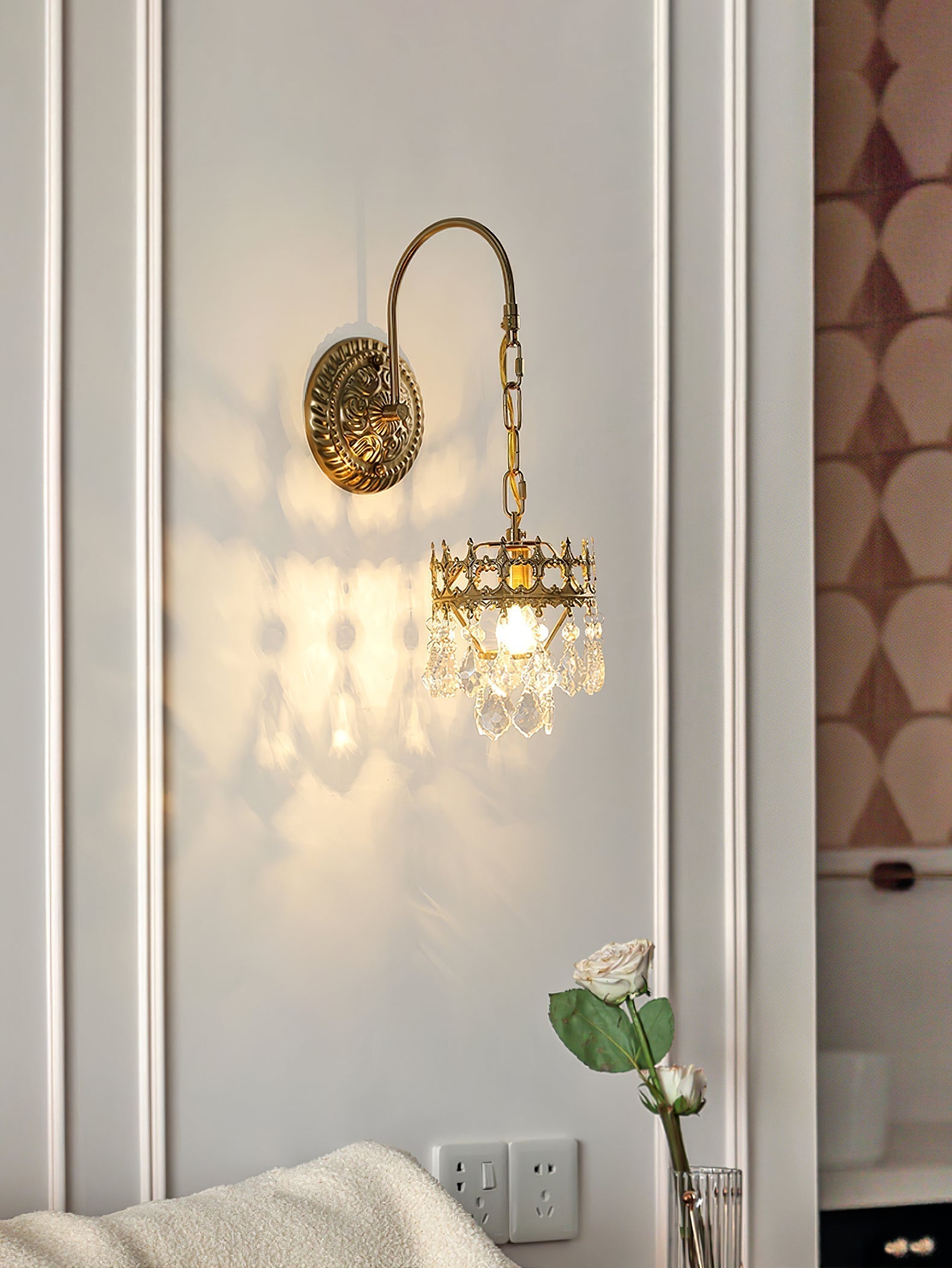 Ivmarila Nordic Art Crown Crystal Sconce Wall lamp