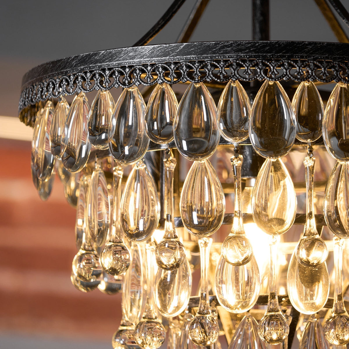 Liorenora Chandelier