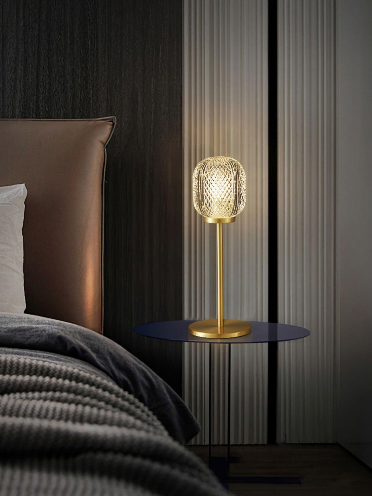 Cirisia Modern Table Lamp