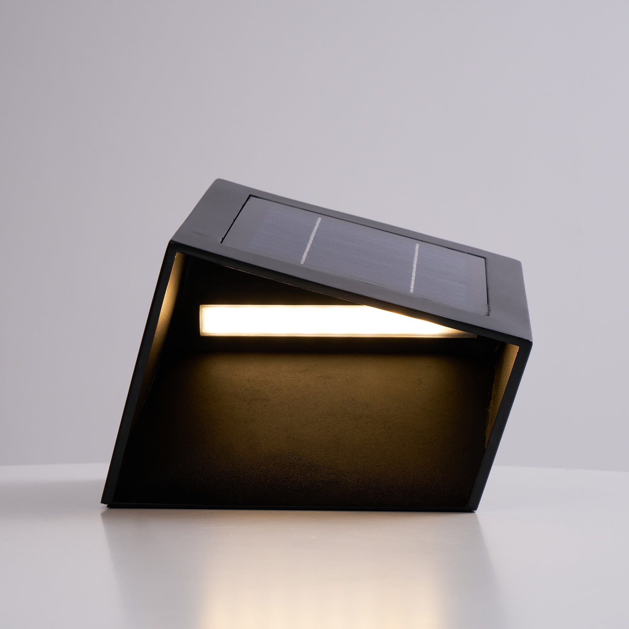 Evsore Unique Cube Garden Solar Outdoor Light