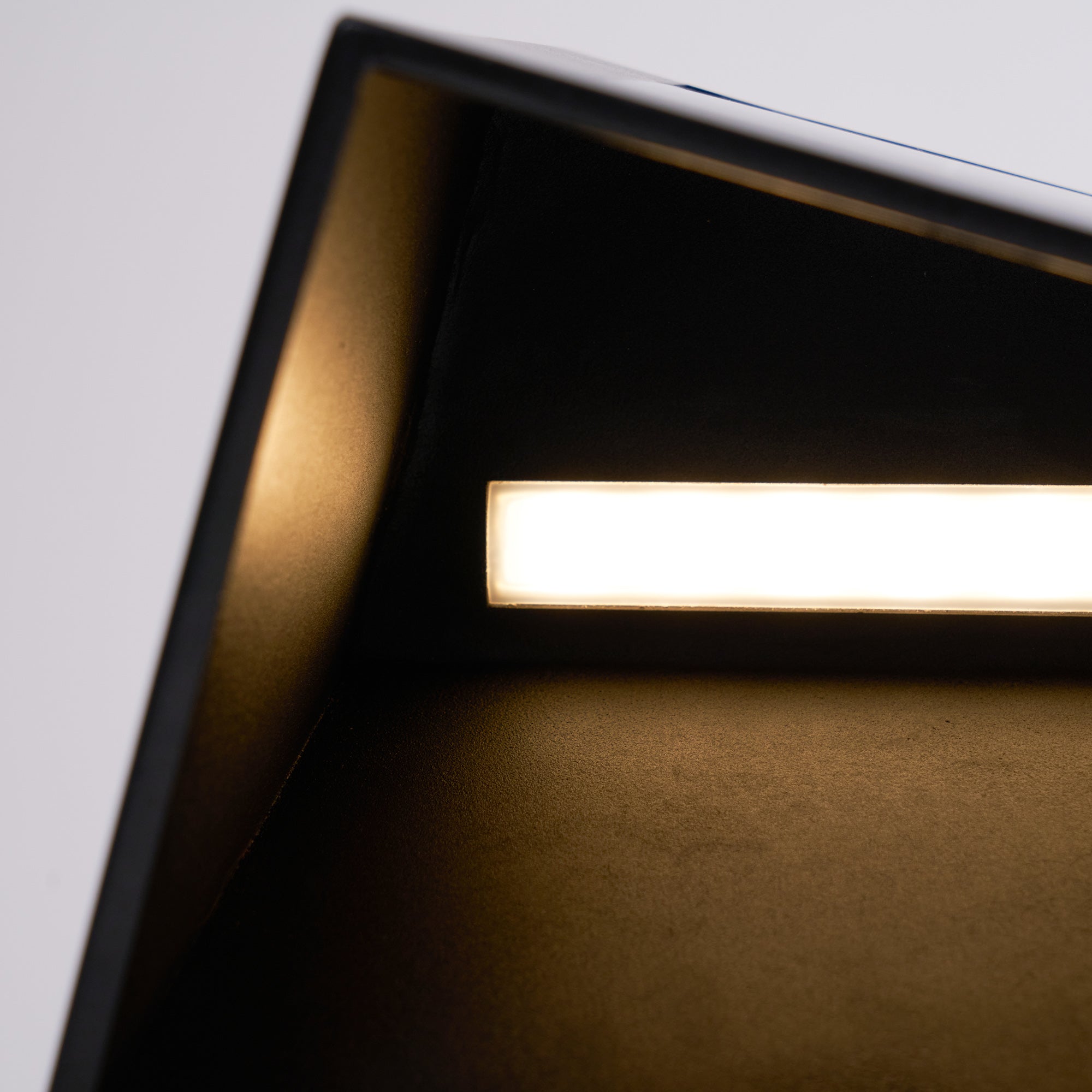 Voren Garden Solar Outdoor Light