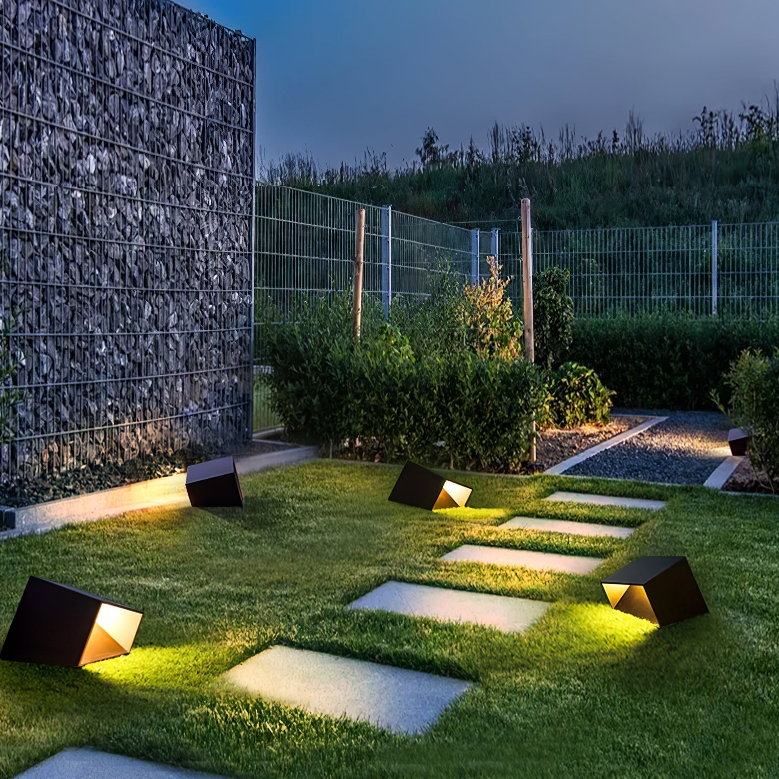 Evsore Unique Cube Garden Solar Outdoor Light