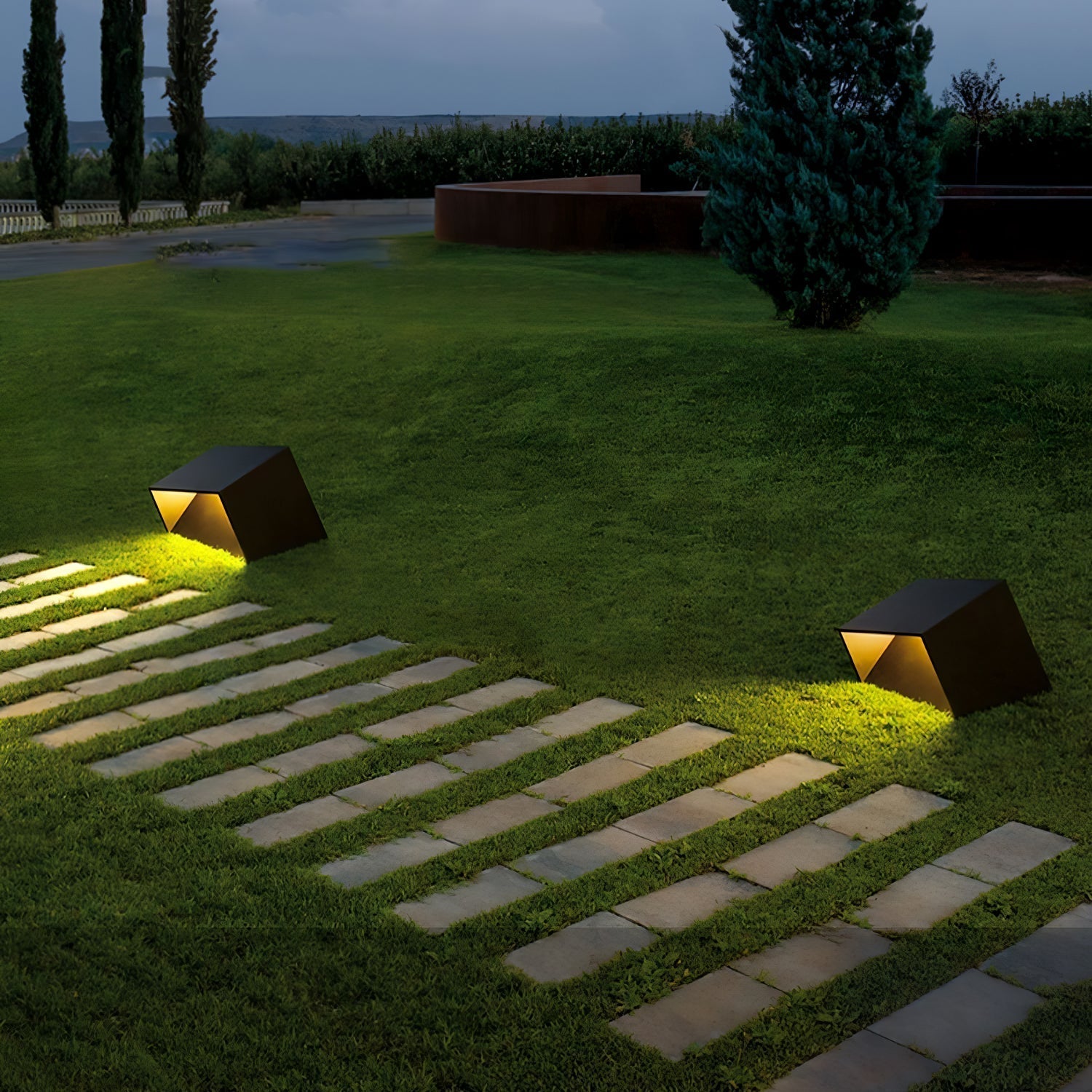 Evsore Unique Cube Garden Solar Outdoor Light