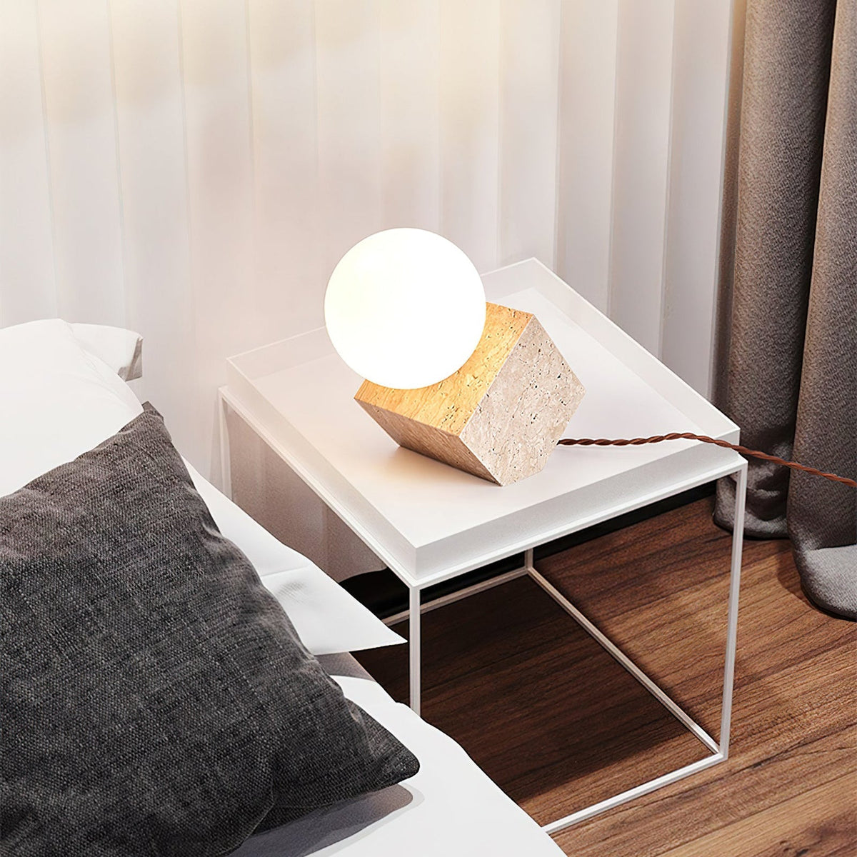 Kinlo Table Lamp