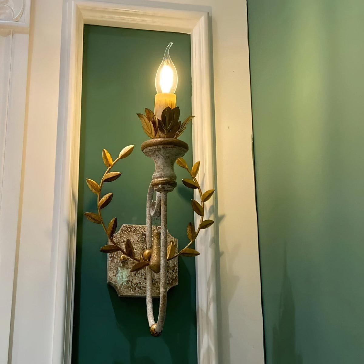 Opal Wooden Wall Lamp