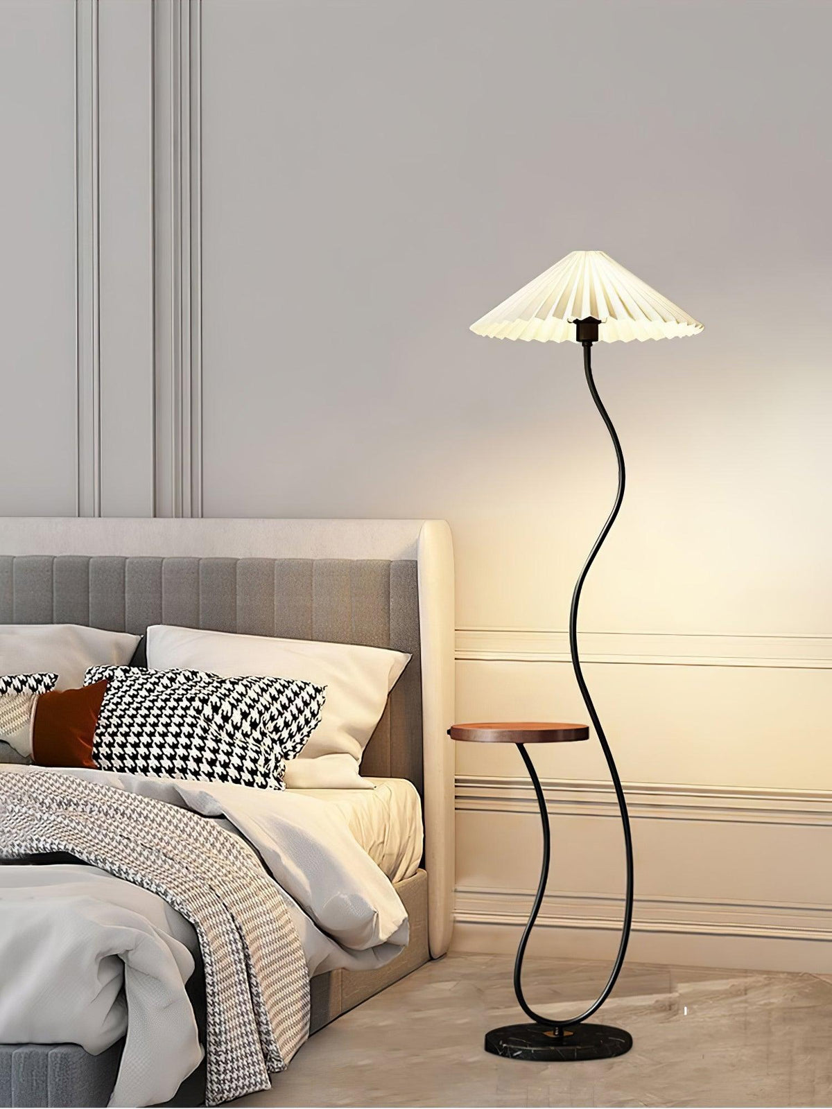 Ghel Minimalist Wood Floor Lamp