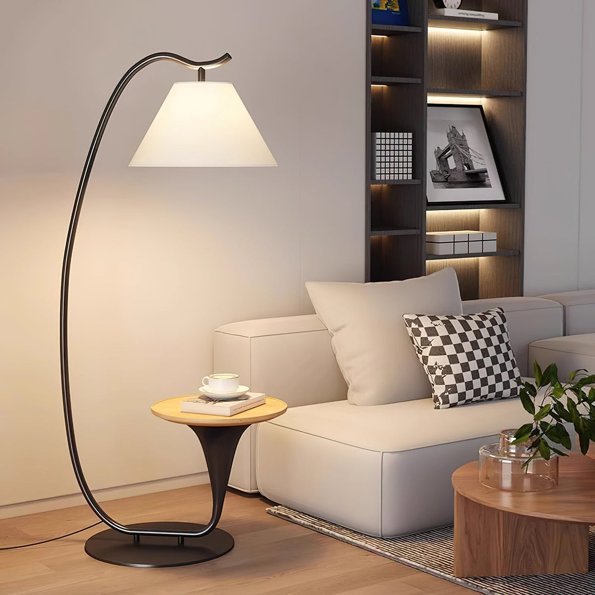 Rivariella Modern Floor Lamp