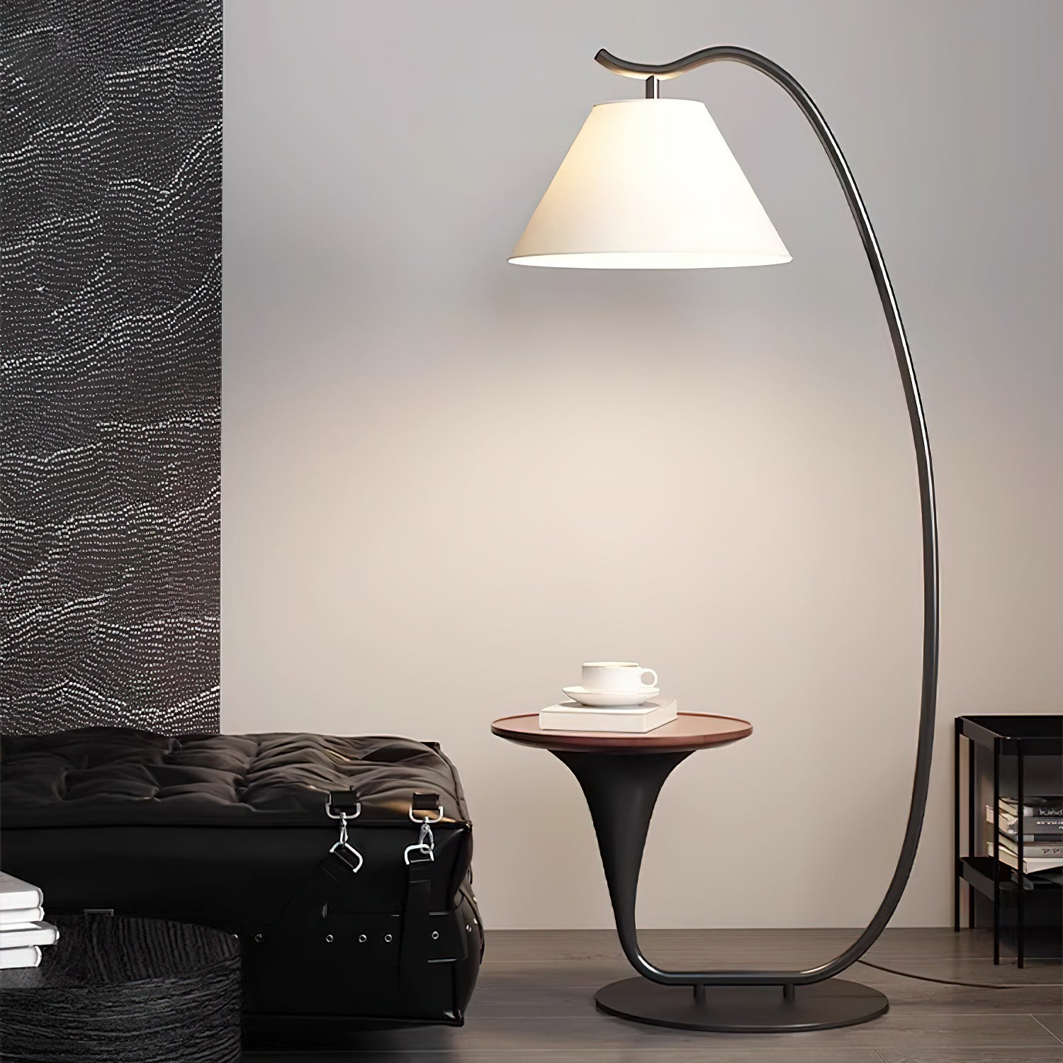 Rivariella Modern Floor Lamp