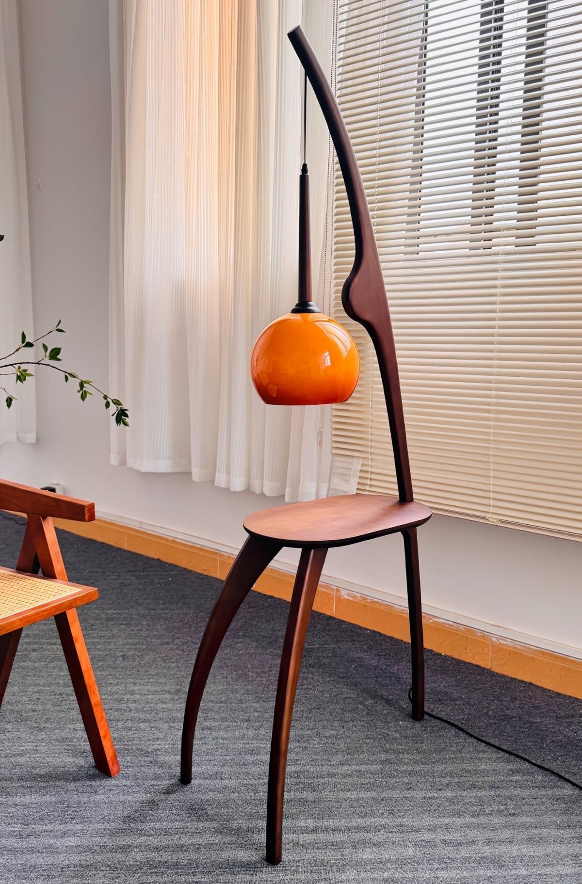Selisora Curved Mantis Arm Floor Lamp