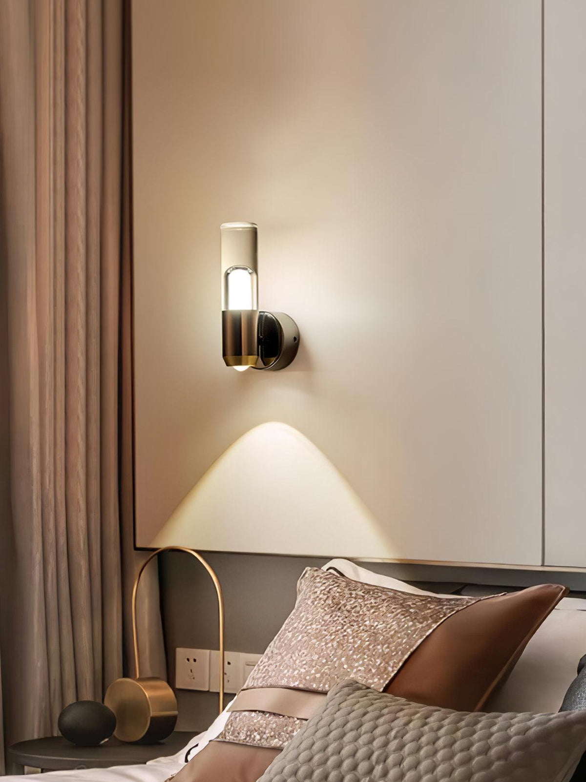 Dion Contemporary Wall Light