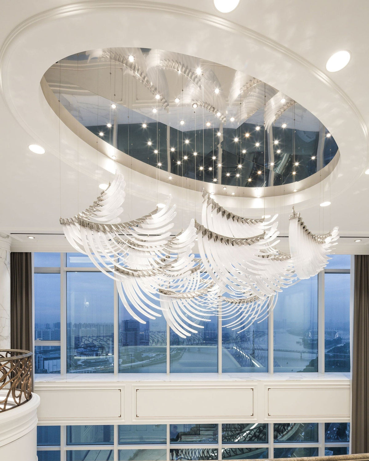 Eurrinia Glass Wing Cluster Chandelier