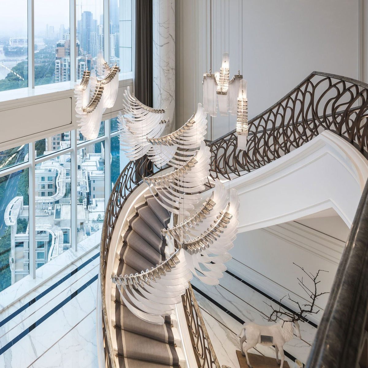 Eurrinia Glass Wing Cluster Chandelier