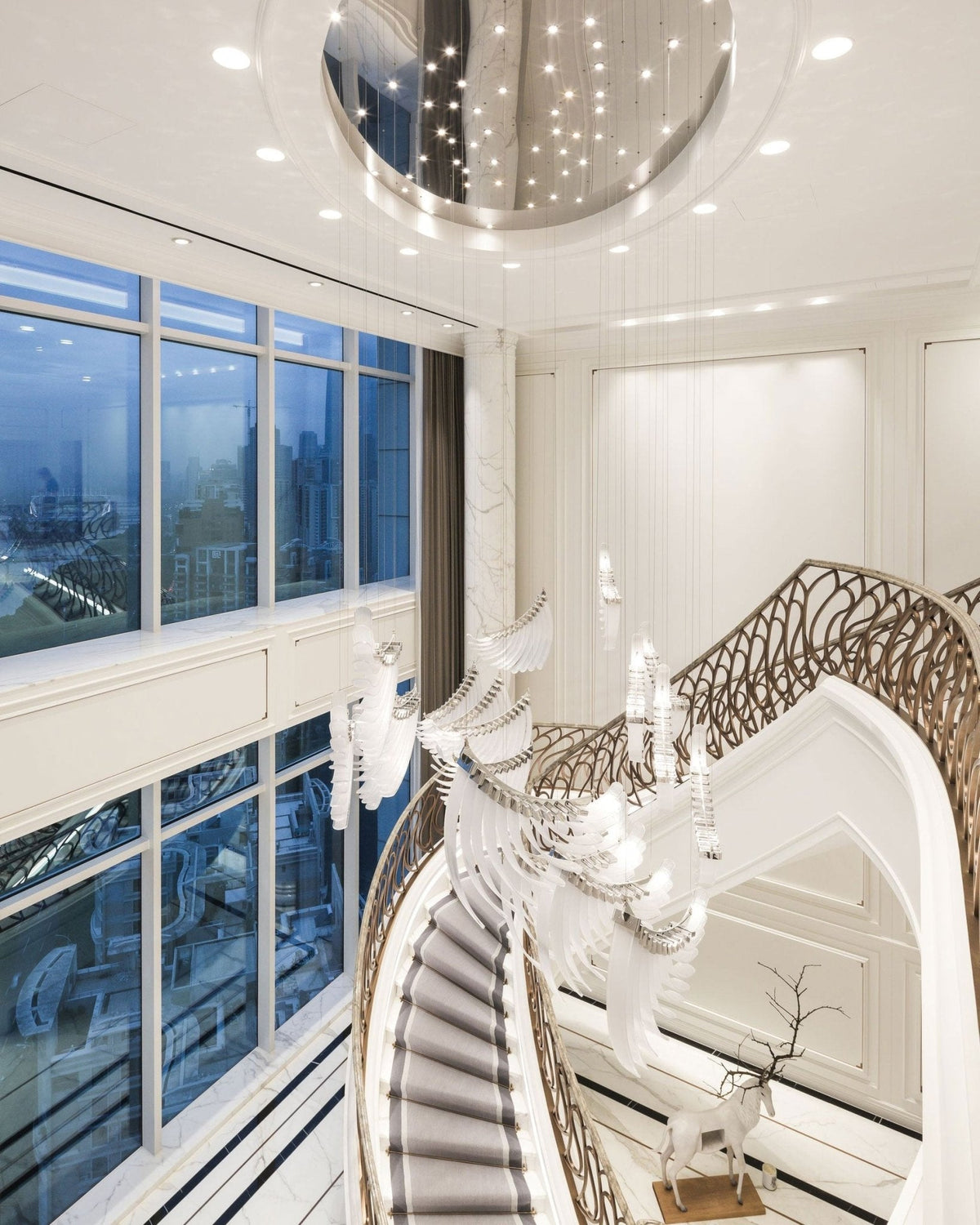 Eurrinia Glass Wing Cluster Chandelier