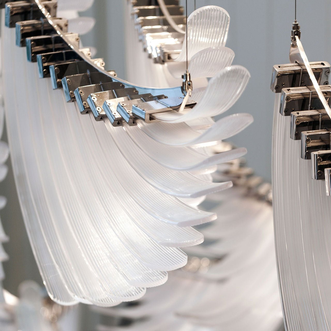 Eurrinia Glass Wing Cluster Chandelier