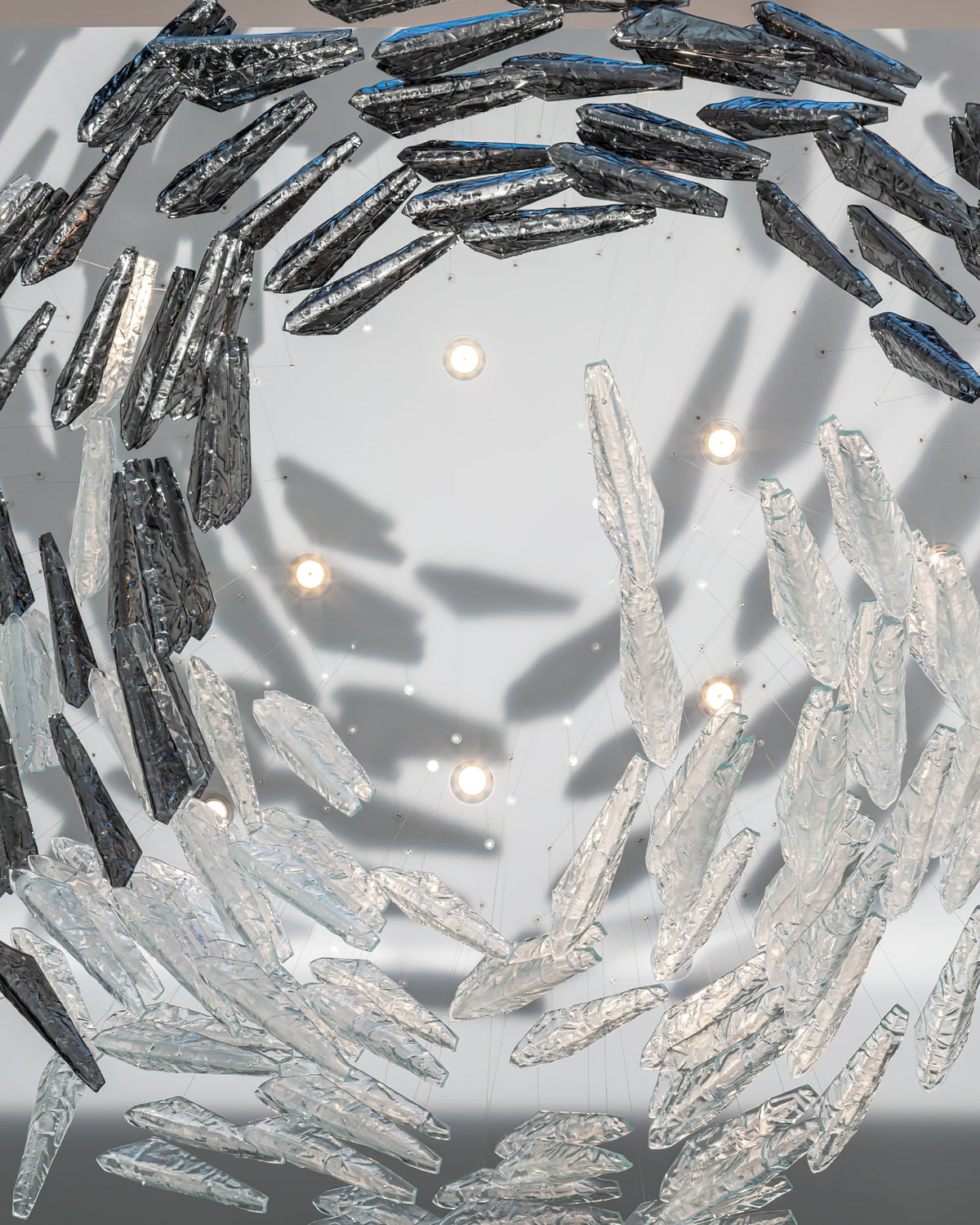 Nyvelle Fluid Chandelier