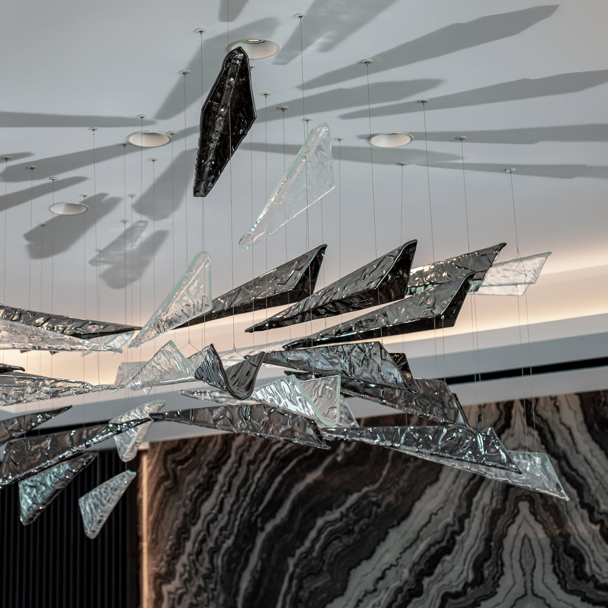 Nyvinia Glass Feather-Shape Chandelier