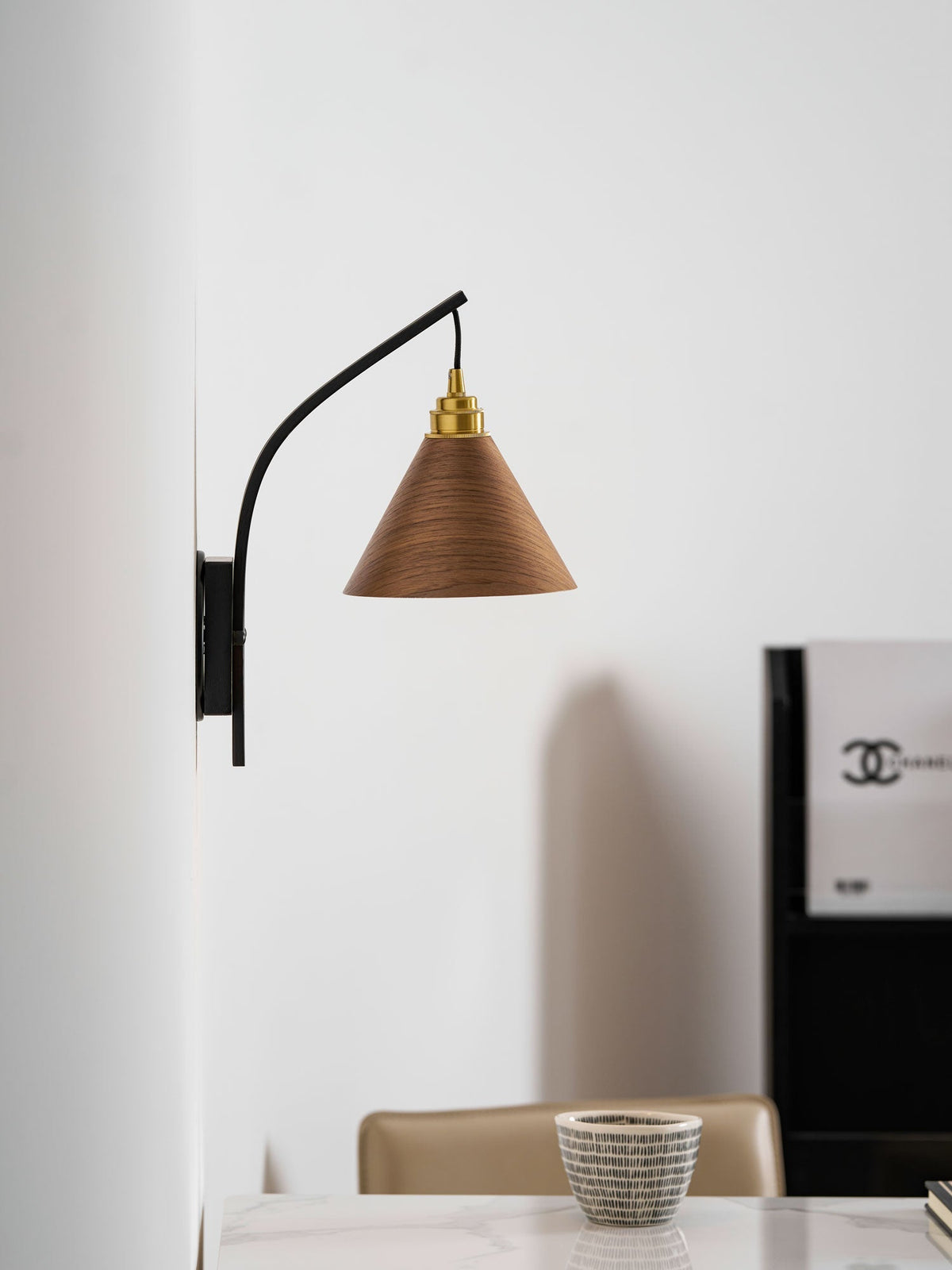 Hawmont Camber Arc Indoor Wall Light