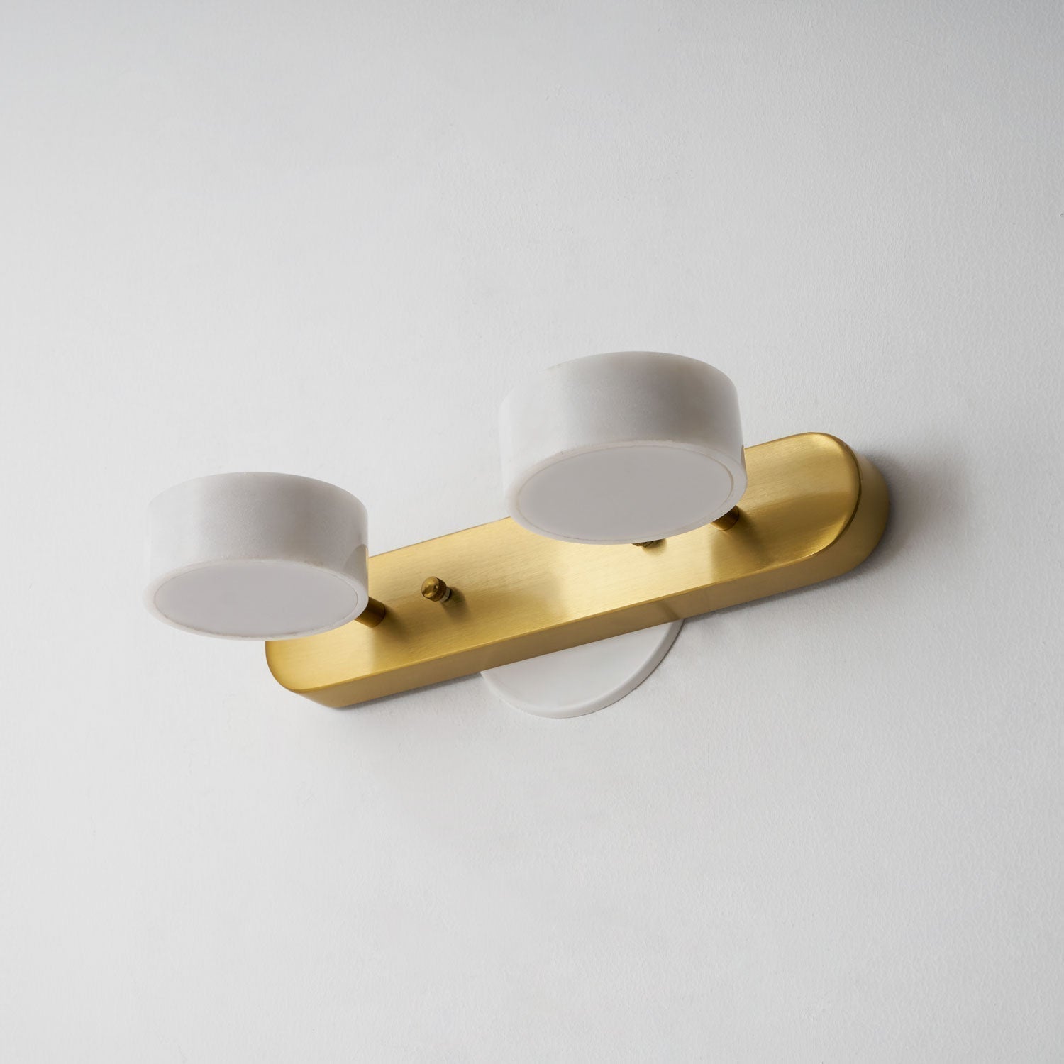 Orshaa Linear Travertine Vanity Light