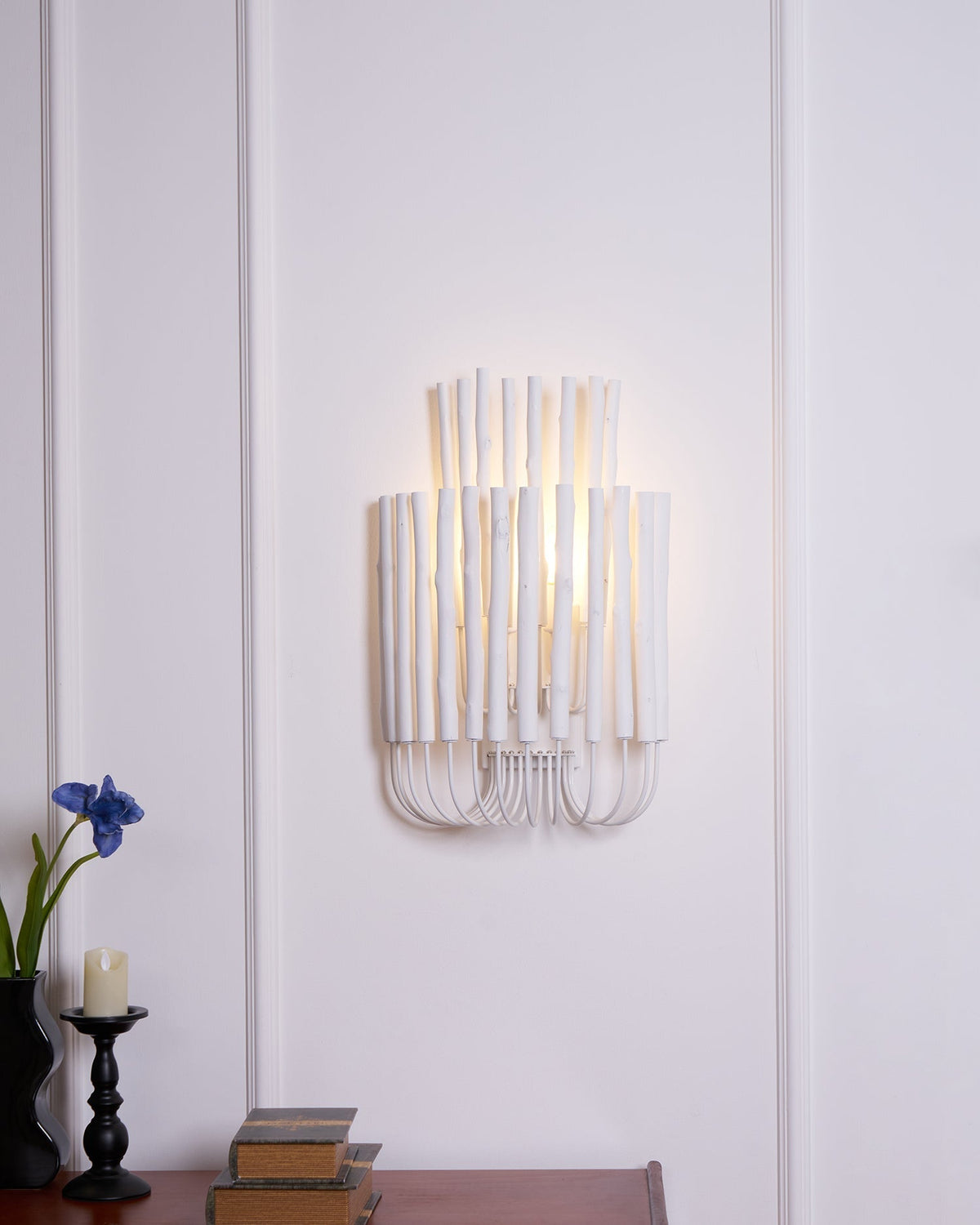 Vasilora Individual Creativity Art Wood Wall Lamp