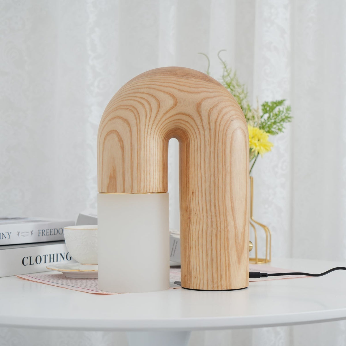 Arch Fashion Wood Table Lamp