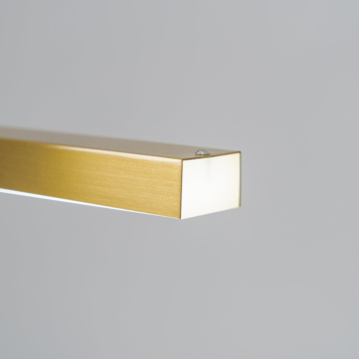 Firdes Artistic Brass Lamp