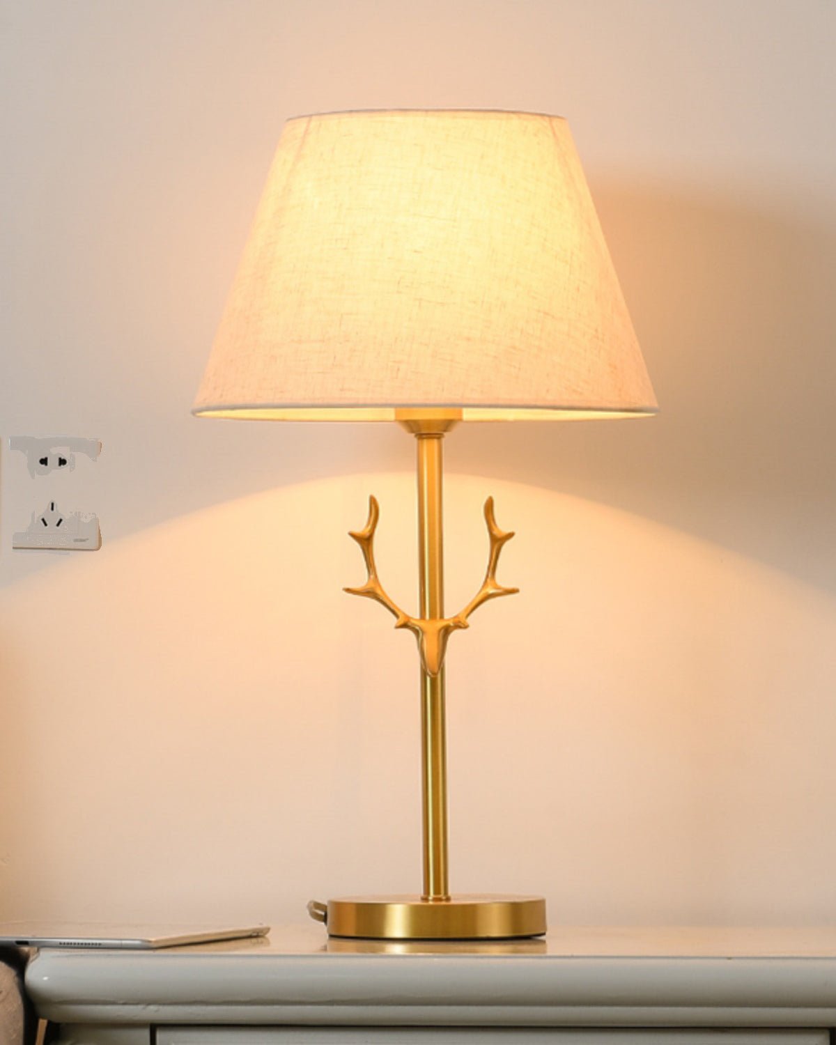 Antler Elegance Brass Table Lamp