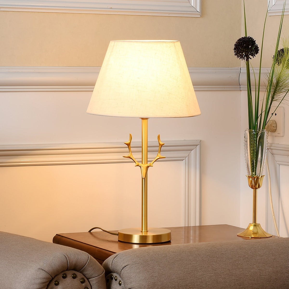 Antler Elegance Brass Table Lamp