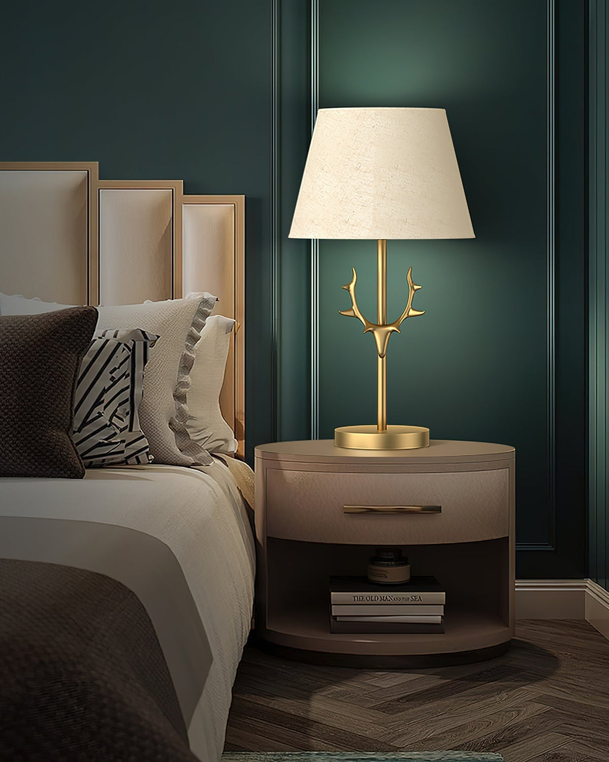 Antler Elegance Brass Table Lamp