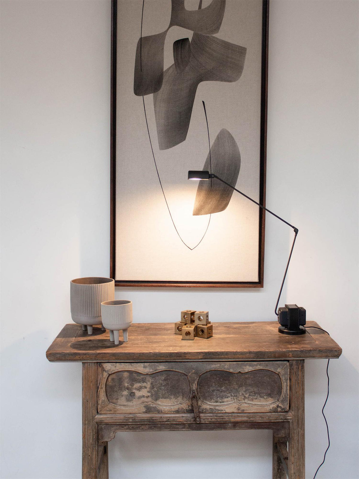 Orvyn Minimalist Table Lamp