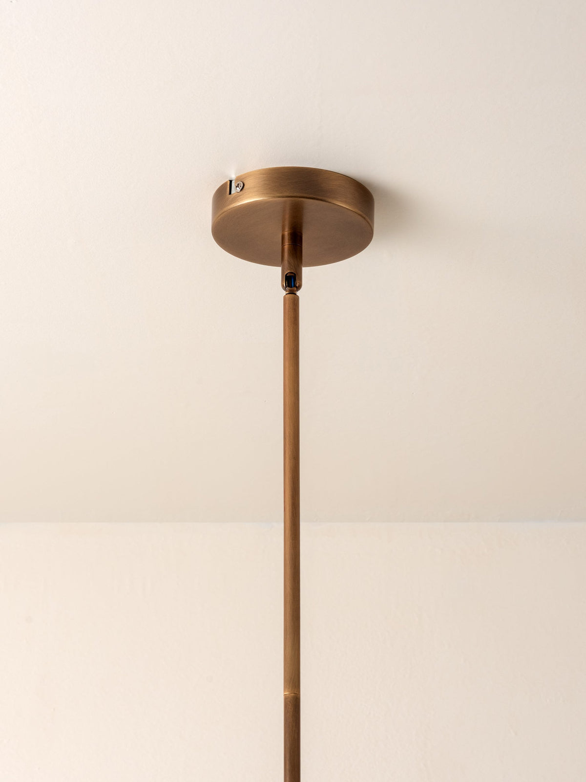 Reniselle Chandelier