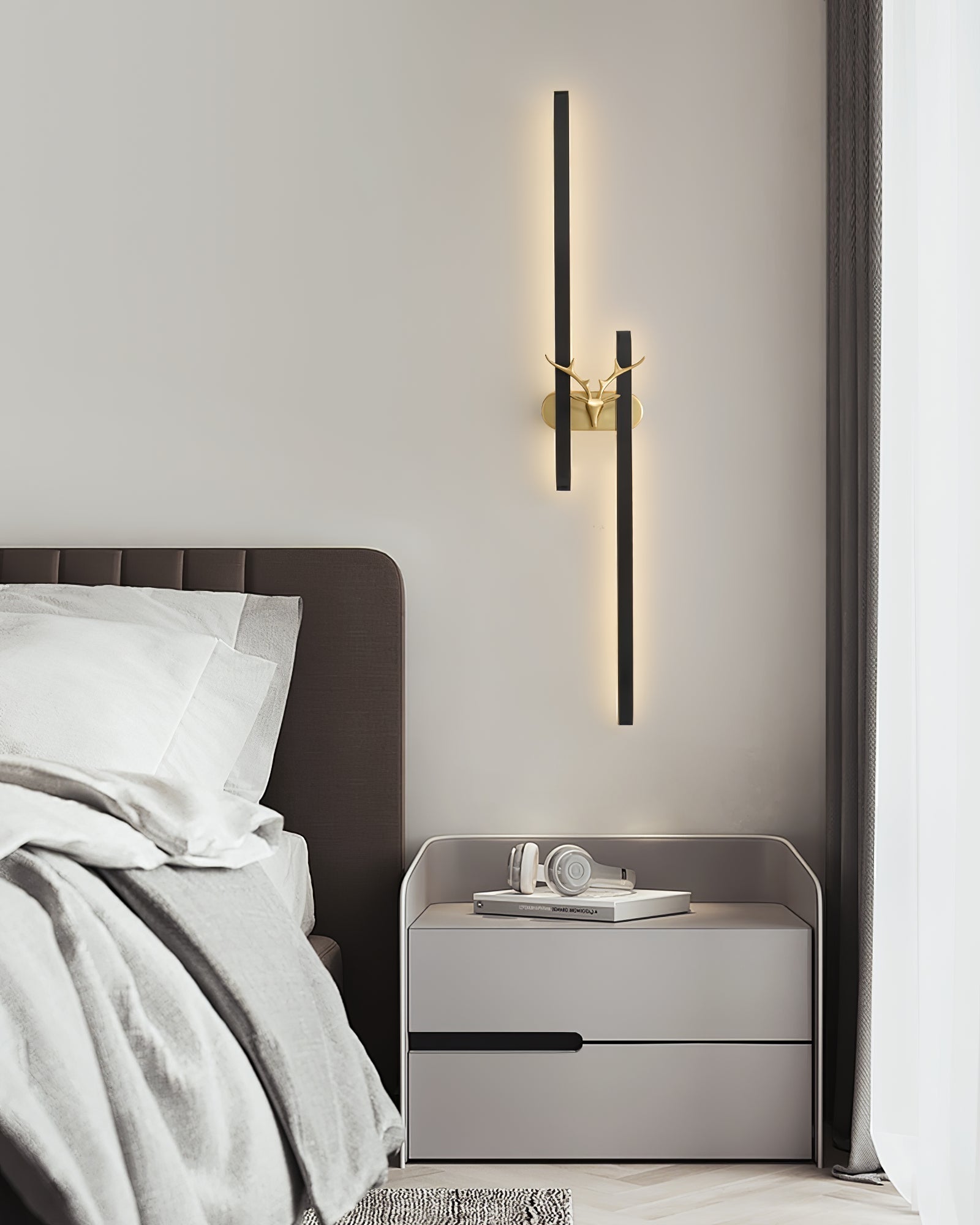 Vavinisra Classic Deer Brass Wall Lamp