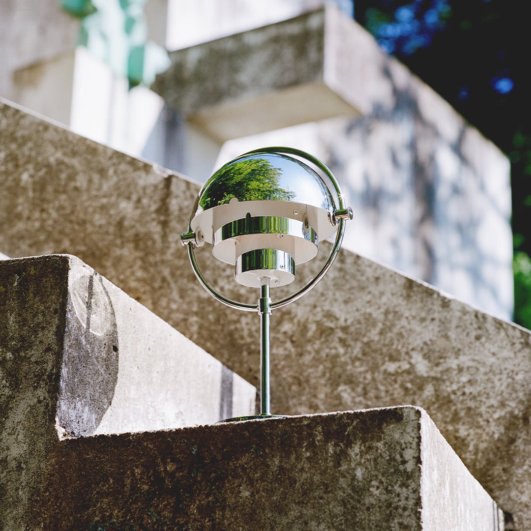Selanine Modern Table Lamp
