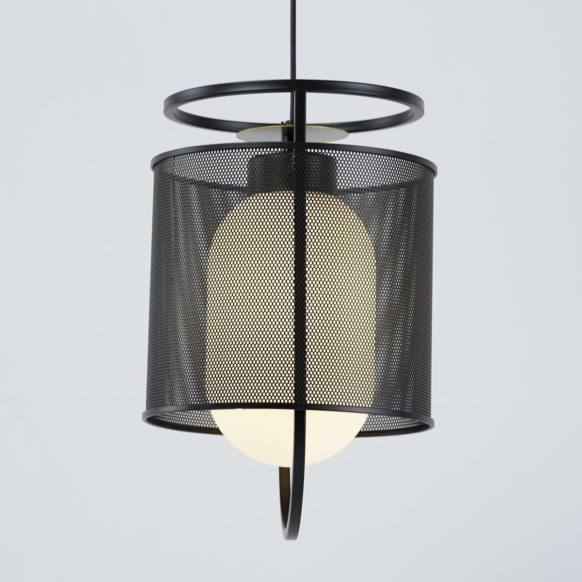 Meren Pendant Lamp Mesh Cylinder Brass Accent Industrial