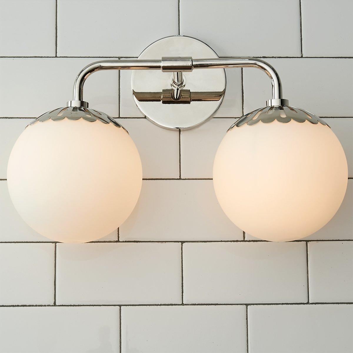Aveniviella Wall Lamp