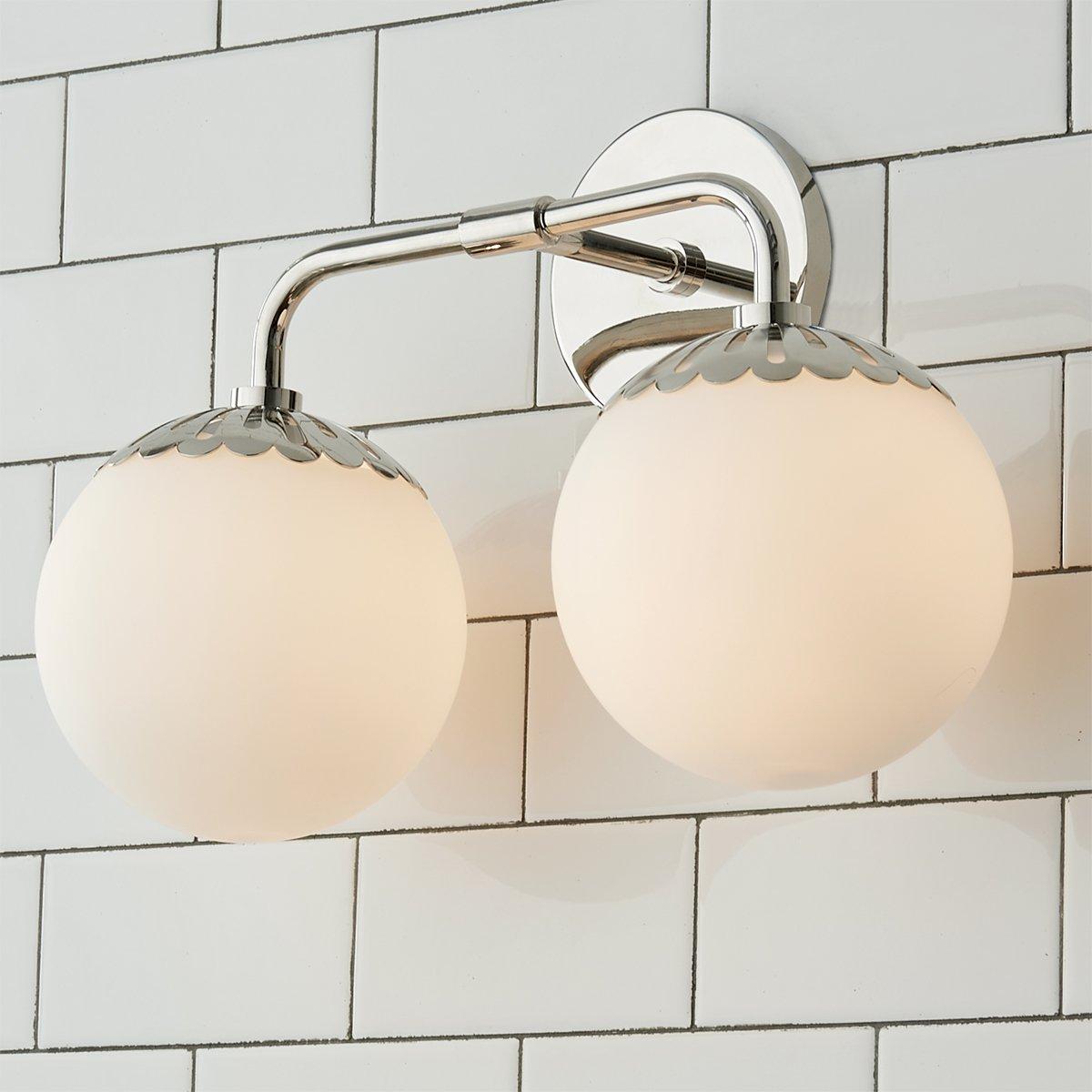 Aveniviella Wall Lamp