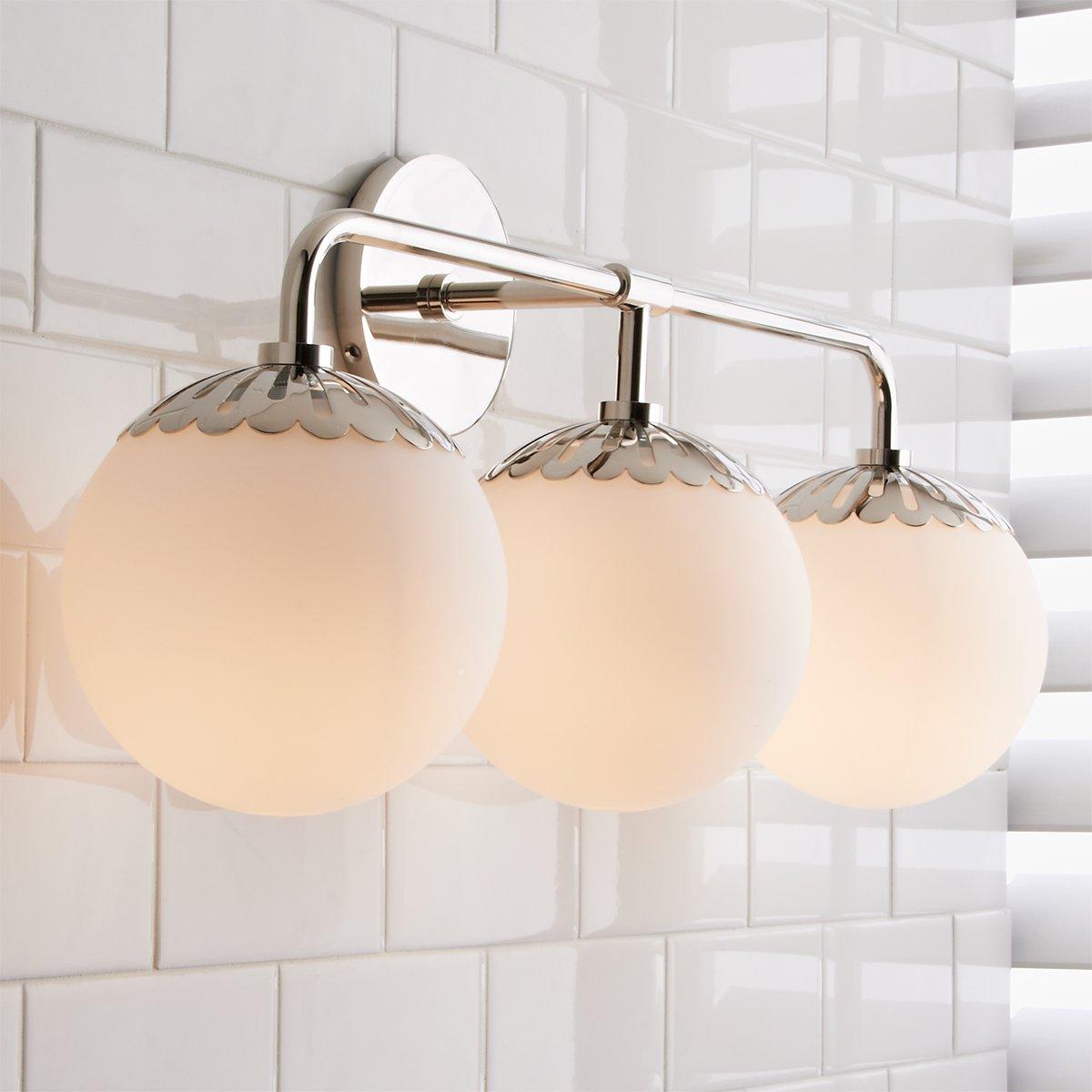 Aveniviella Wall Lamp