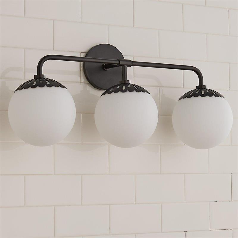 Aveniviella Wall Lamp