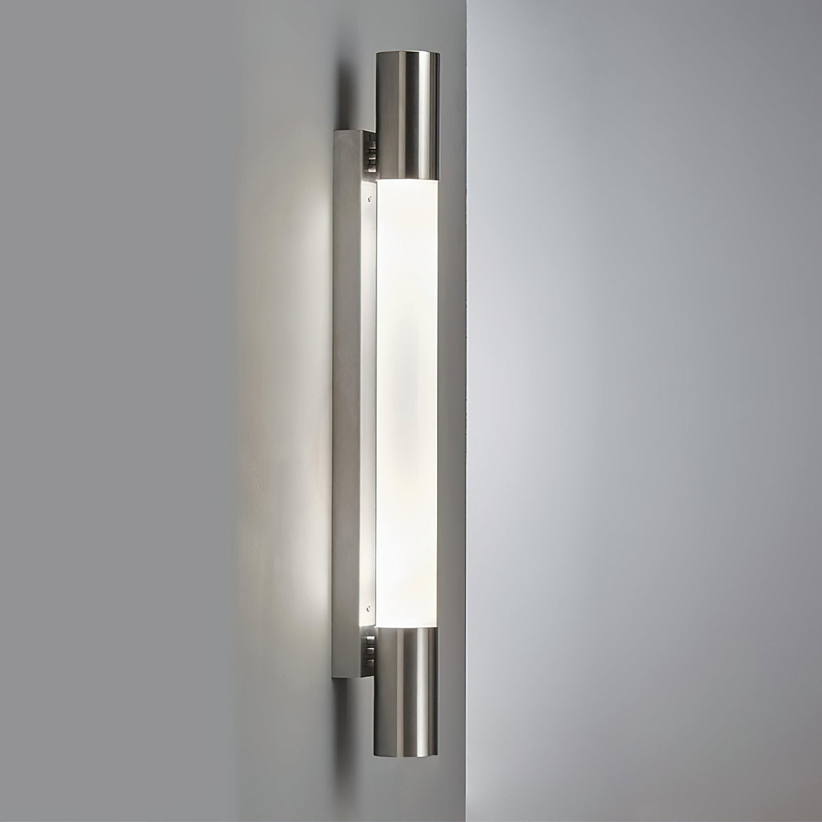 Fleck Wall Lamp