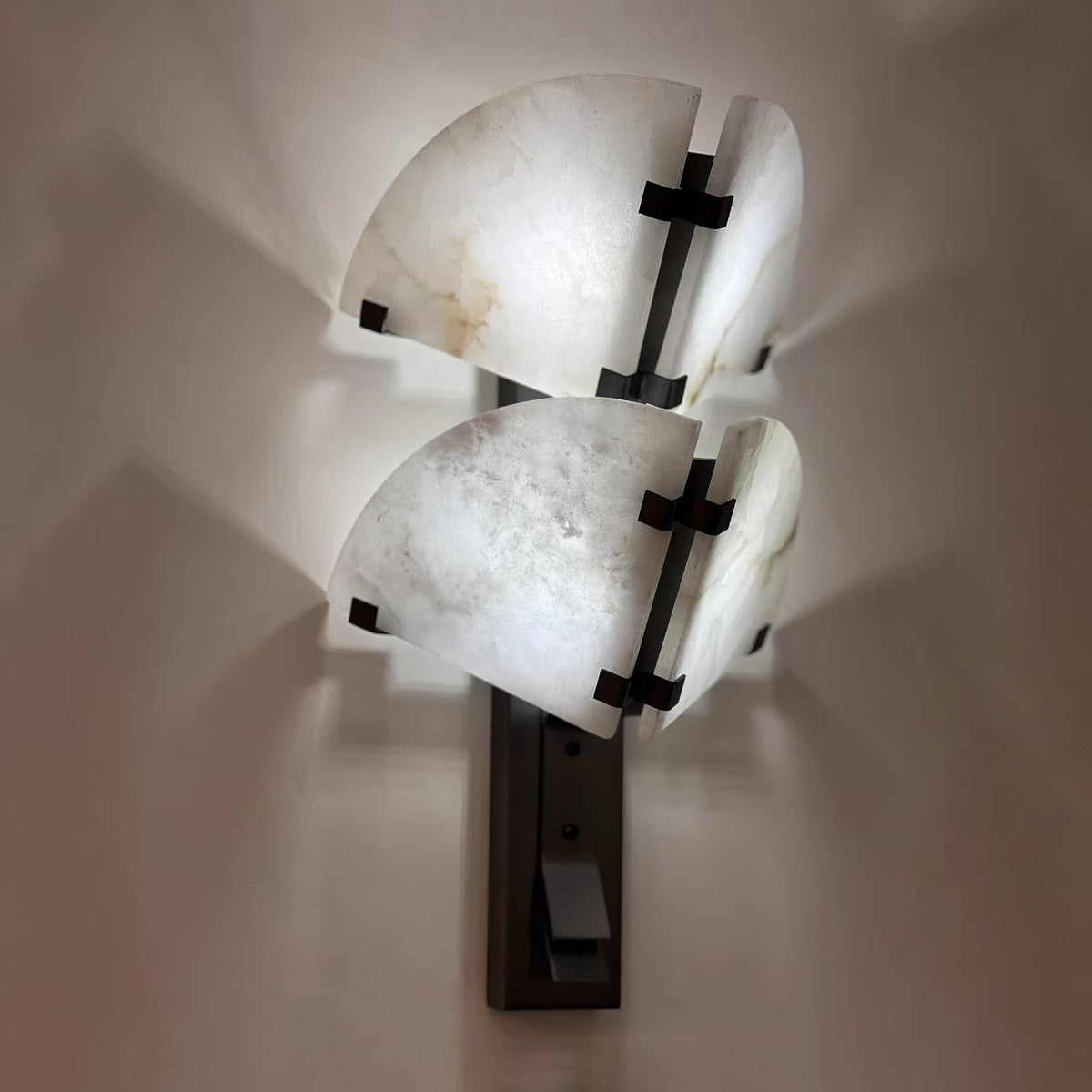 Selesta Modern Alabaster Wall Light