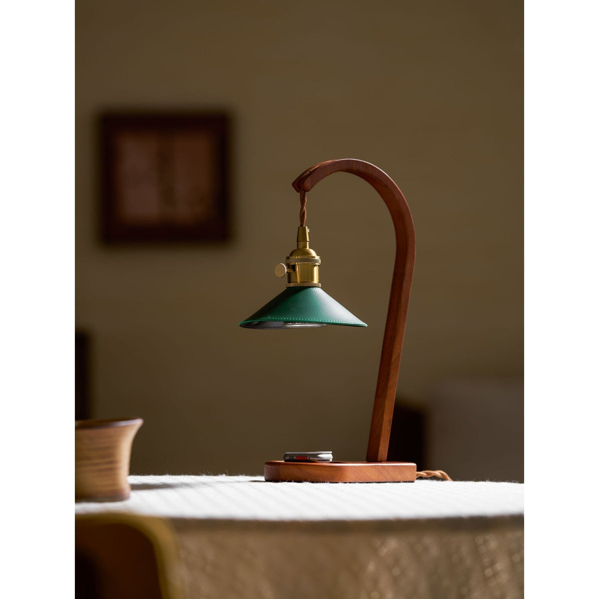 Oreliira Table Lamp