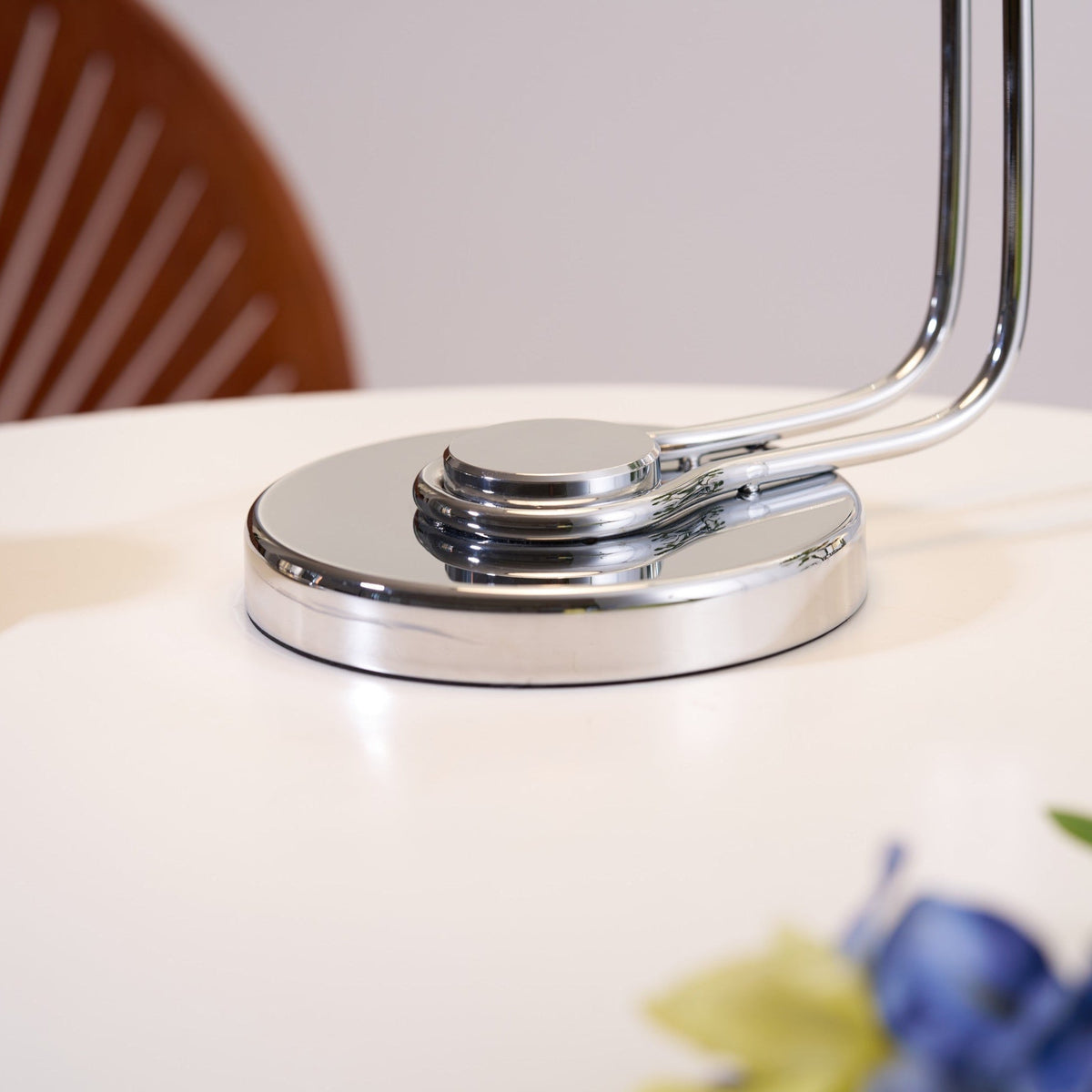 Lucanella Contemporary Acrylic Table lamp