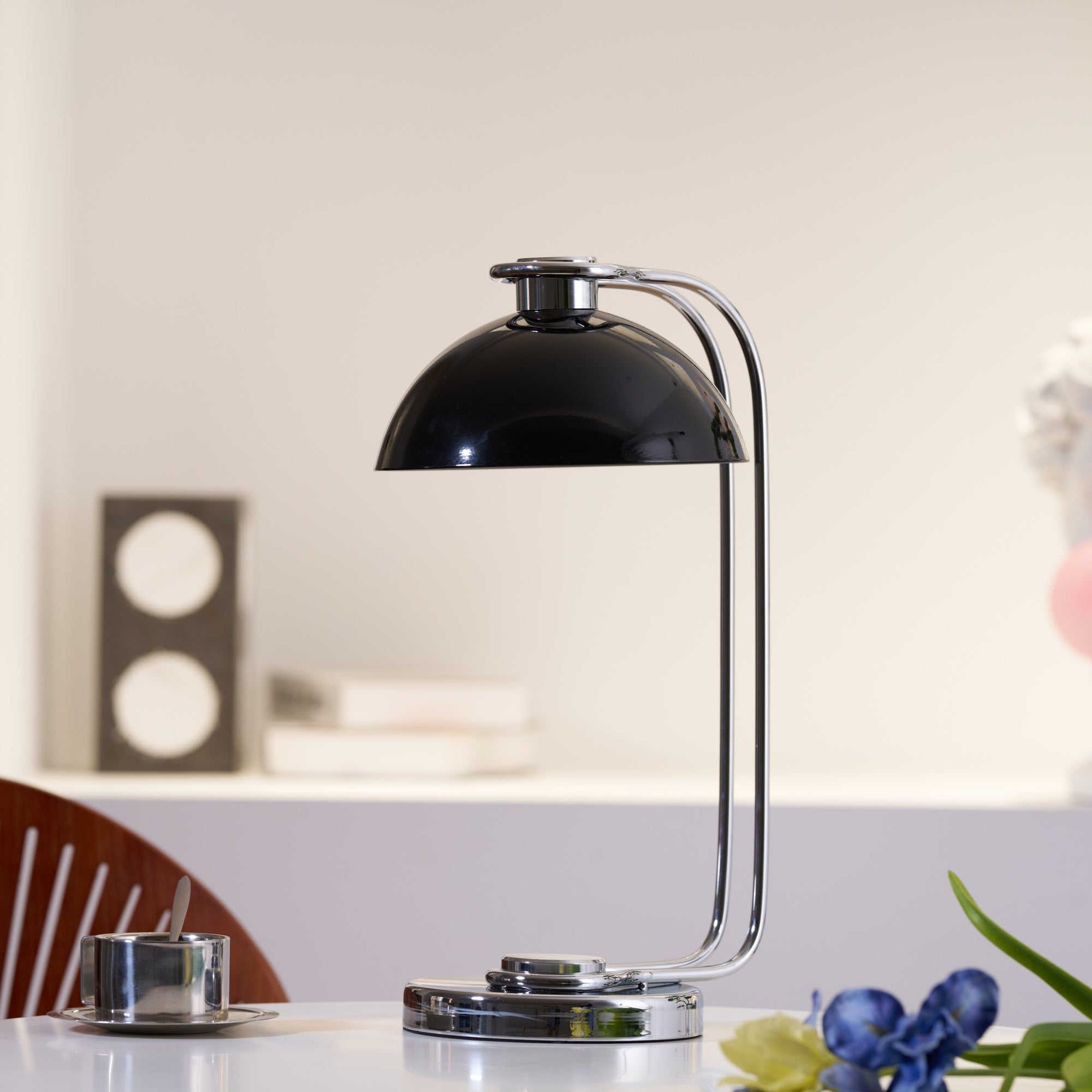 Lucanella Contemporary Acrylic Table lamp